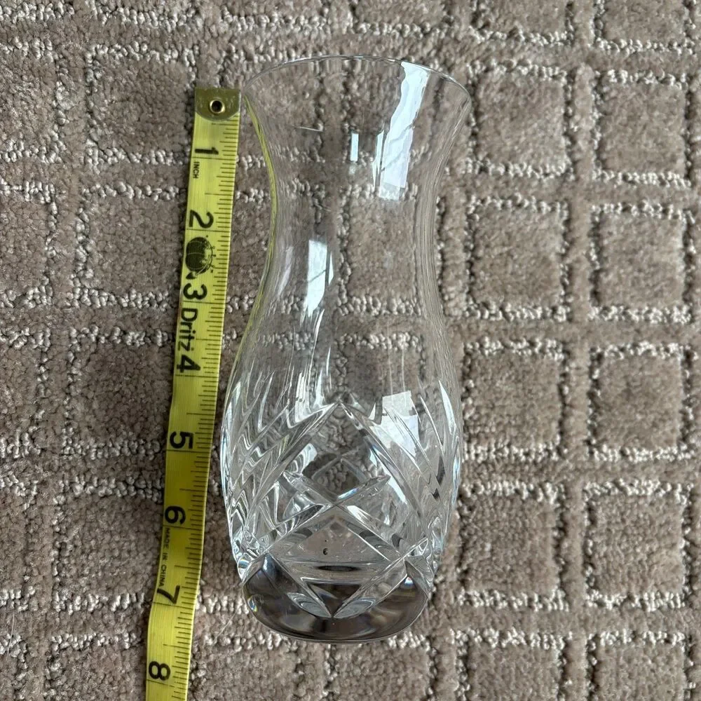 Wedgwood Majesty Pattern 7in Tall Clear Crystal Cut Floral Flower Bud Vase